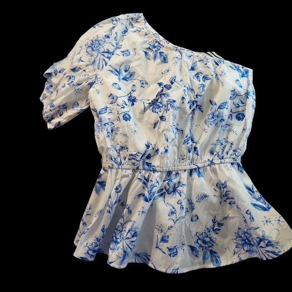 NWT CATO XS Cape TOWN Victoria Blue Floral One-Shoulder Top - Picture 7 of 12